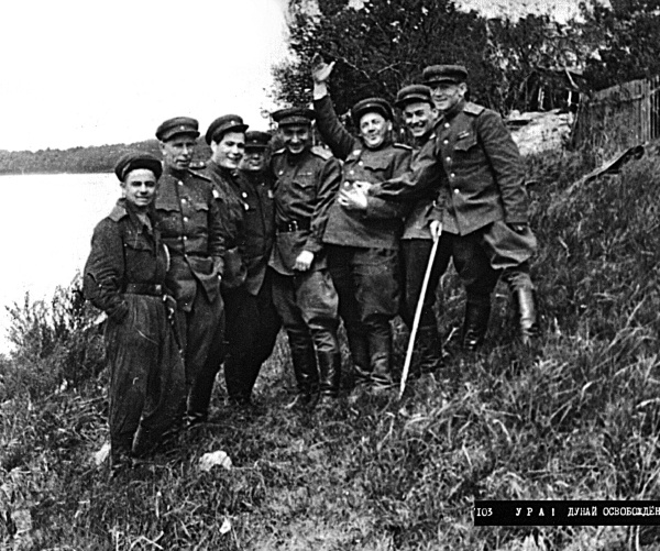 Иллюстрация к книге — На войне как на войне. "Я помню" [i_015.jpg]