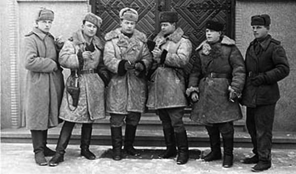 Иллюстрация к книге — На войне как на войне. "Я помню" [i_027.jpg]