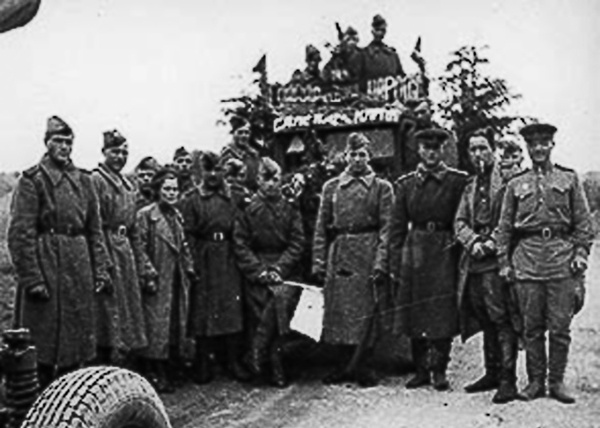 Иллюстрация к книге — На войне как на войне. "Я помню" [i_031.jpg]