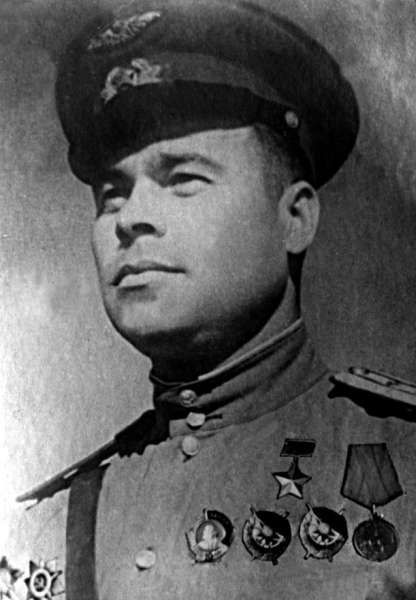 Иллюстрация к книге — Мы дрались на истребителях [block_001832_page_239_image_0001.jpg]