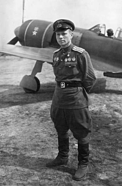 Иллюстрация к книге — Мы дрались на истребителях [block_001832_page_321_image_0001.jpg]