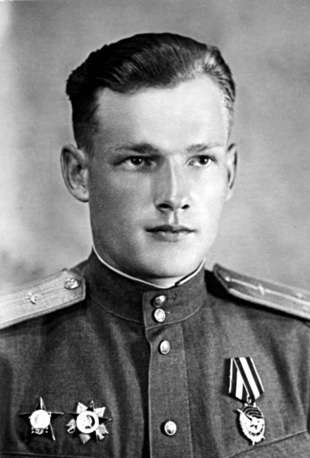 Иллюстрация к книге — Мы дрались на истребителях [block_001832_page_628_image_0001.jpg]