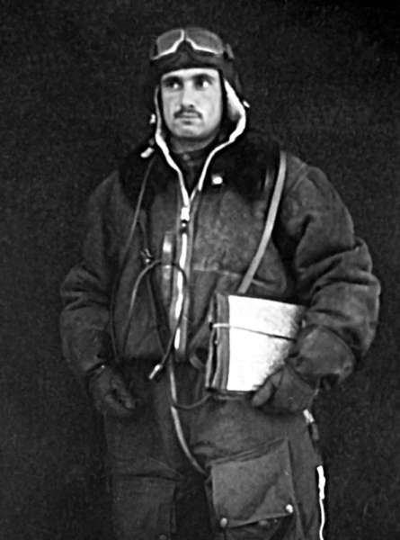 Иллюстрация к книге — Мы дрались на истребителях [block_001832_page_675_image_0001.jpg]