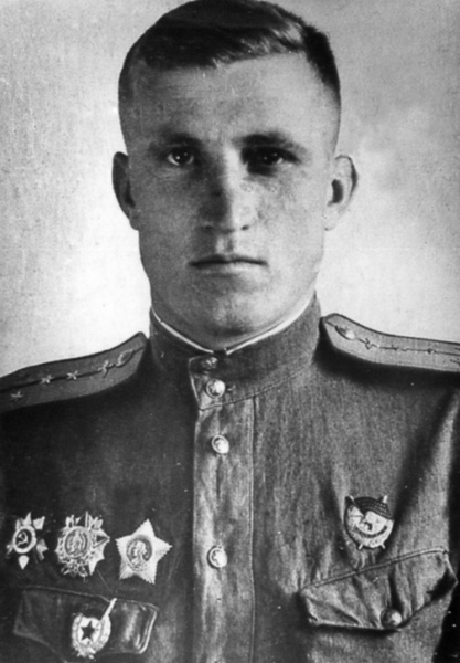 Иллюстрация к книге — Я дрался на штурмовике. Обе книги одним томом [i_016.jpg]