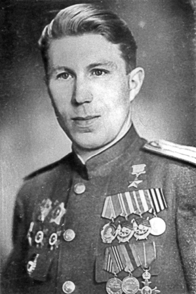 Иллюстрация к книге — Я дрался на штурмовике. Обе книги одним томом [i_018.jpg]