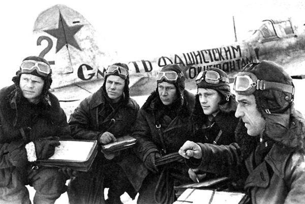 Иллюстрация к книге — Я дрался на штурмовике. Обе книги одним томом [i_066.jpg]