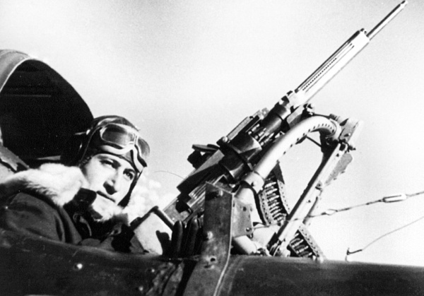 Иллюстрация к книге — Я дрался на штурмовике. Обе книги одним томом [i_067.jpg]