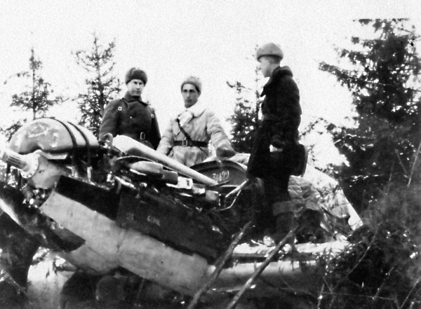 Иллюстрация к книге — Я дрался на штурмовике. Обе книги одним томом [i_084.jpg]