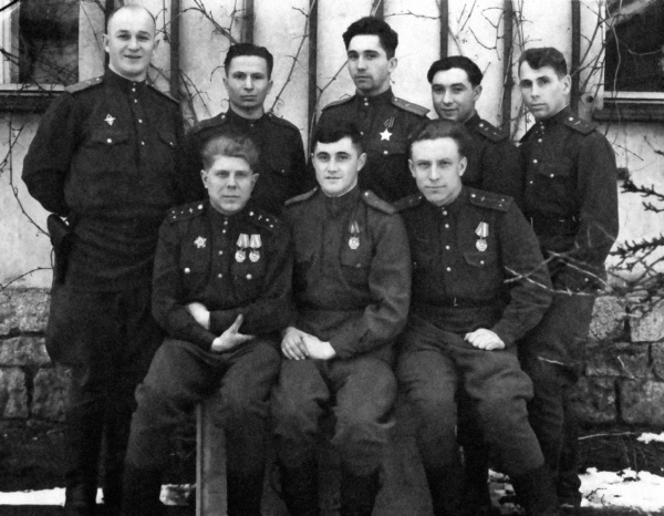 Иллюстрация к книге — Я дрался на штурмовике. Обе книги одним томом [i_089.jpg]