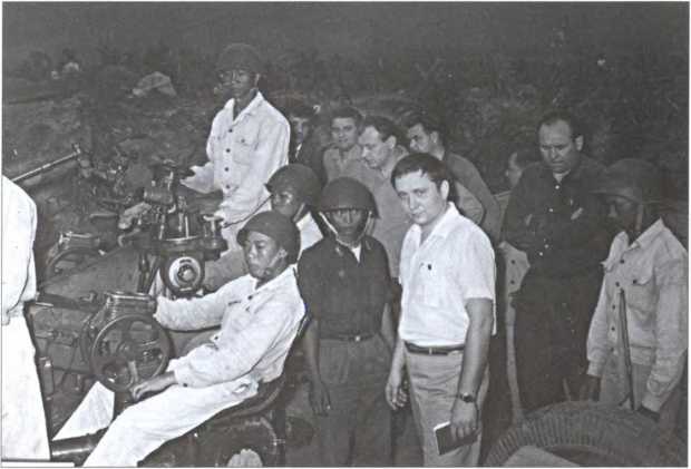 Иллюстрация к книге — Разведка "под крышей". Из истории спецслужбы [image20.jpg]