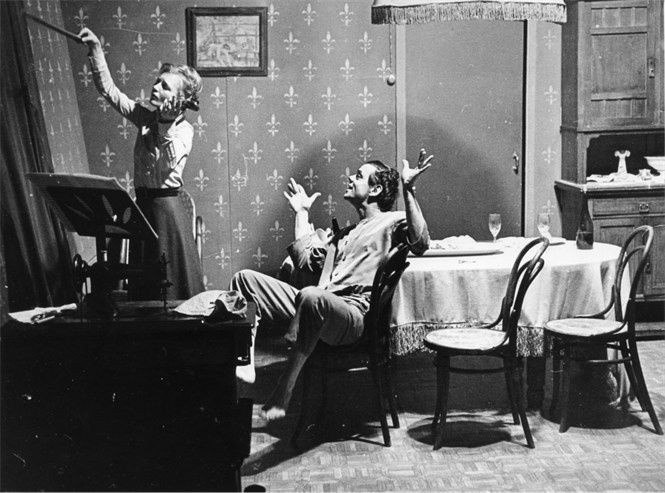 Иллюстрация к книге — Режиссеры-семидесятники. Культура и судьба [b00001108.png.jpg]