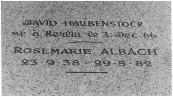 Иллюстрация к книге — Я, Роми Шнайдер. Дневник [_87.jpg]