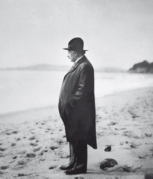 Иллюстрация к книге — Эйнштейн. Его жизнь и его Вселенная [i_021.jpg]