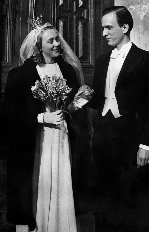 Иллюстрация к книге — Ингмар Бергман. Жизнь, любовь и измены [i_008.jpg]