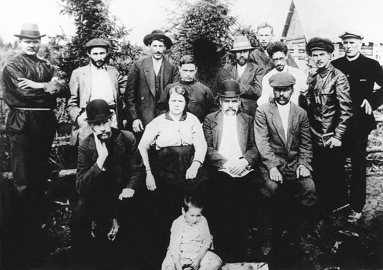 Иллюстрация к книге — Молодой Сталин [i_068.jpg]