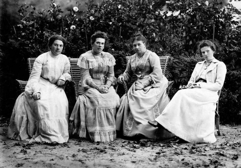 Иллюстрация к книге — Лев в тени Льва [i_037.jpg]