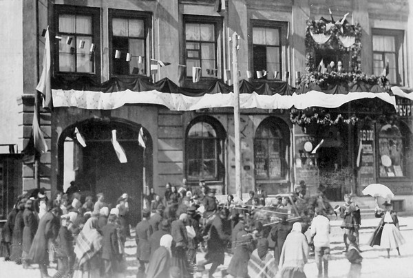 Иллюстрация к книге — Святой против Льва. Иоанн Кронштадтский и Лев Толстой. История одной вражды [i_043.jpg]