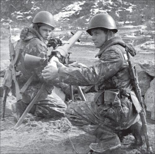 Иллюстрация к книге — Афганская война. Все боевые операции [i_080.jpg]