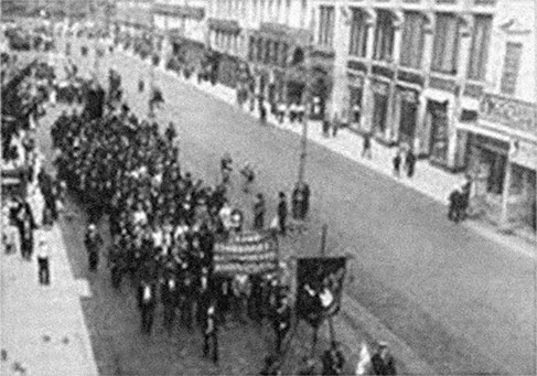 Иллюстрация к книге — Легендарный Корнилов. "Не человек, а стихия" [i_036.jpg]