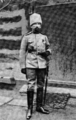 Иллюстрация к книге — Легендарный Корнилов. "Не человек, а стихия" [i_060.jpg]