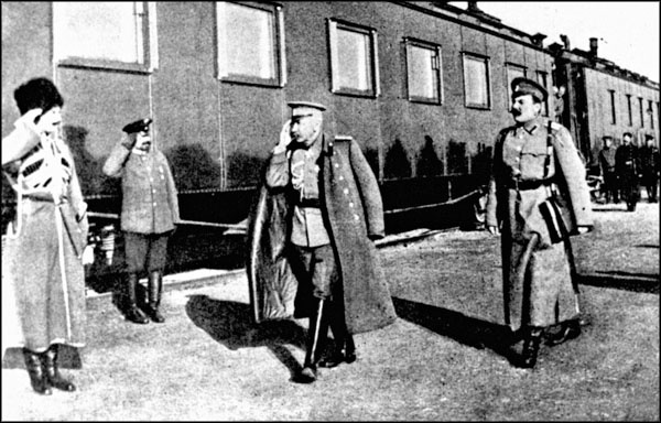 Иллюстрация к книге — Легендарный Колчак. Адмирал и Верховный Правитель России [_208.jpg]