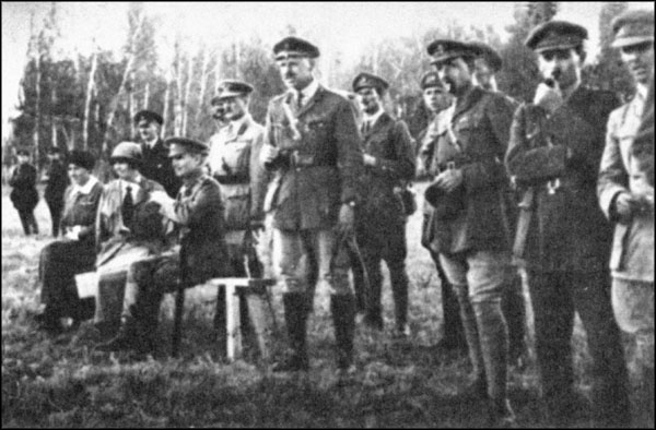 Иллюстрация к книге — Легендарный Колчак. Адмирал и Верховный Правитель России [_319.jpg]