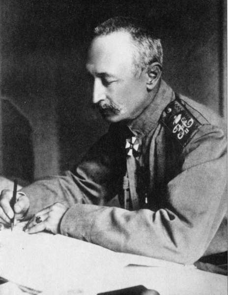 Иллюстрация к книге — Генерал Брусилов. Лучший полководец Первой Мировой войны [_056.jpg]