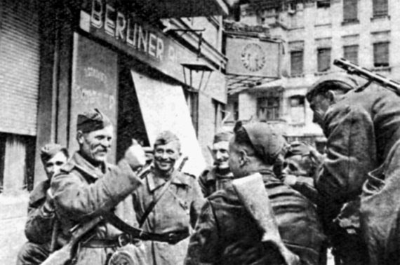 Иллюстрация к книге — "Котлы" 45-го [i_068.jpg]