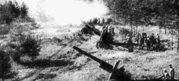 Иллюстрация к книге — "Котлы" 45-го [i_080.jpg]