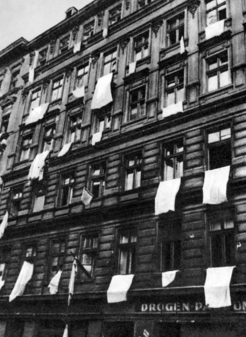 Иллюстрация к книге — "Котлы" 45-го [i_084.jpg]