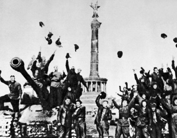 Иллюстрация к книге — "Котлы" 45-го [i_089.jpg]