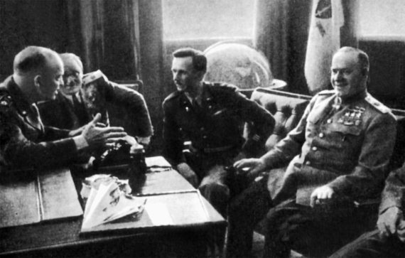 Иллюстрация к книге — "Котлы" 45-го [i_096.jpg]