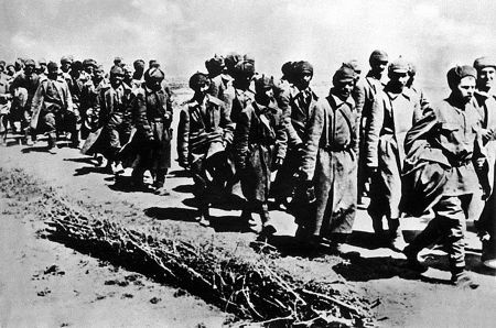 Иллюстрация к книге — 1941. Победный парад Гитлера. Правда об Уманском побоище [i_054.jpg]