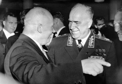 Иллюстрация к книге — Жуков против Гальдера. Схватка военных гениев [i_068.jpg]