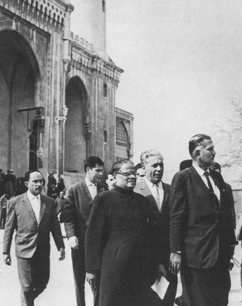 Иллюстрация к книге — Леонид Шебаршин [i_009.jpg]