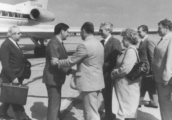 Иллюстрация к книге — Леонид Шебаршин [i_023.jpg]