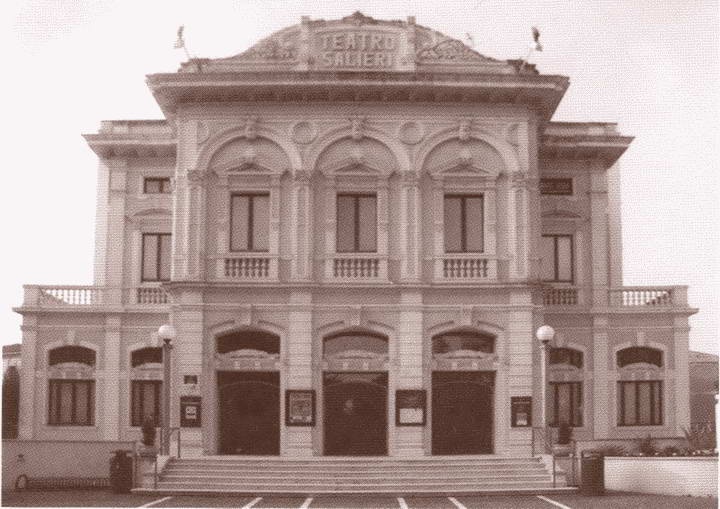 Иллюстрация к книге — Сальери [i_014.jpg]