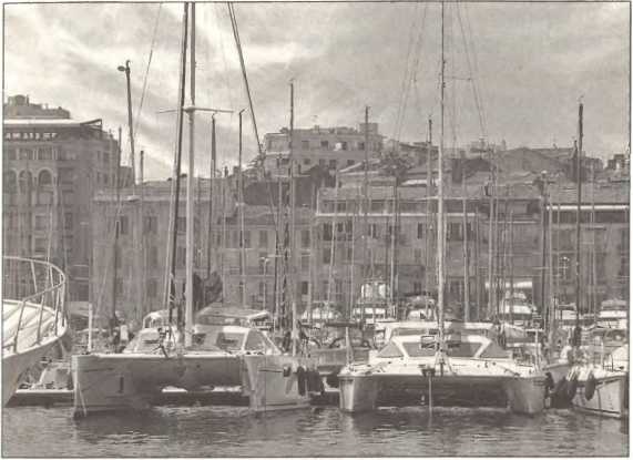 Иллюстрация к книге — Русская Ницца [i_050.jpg]