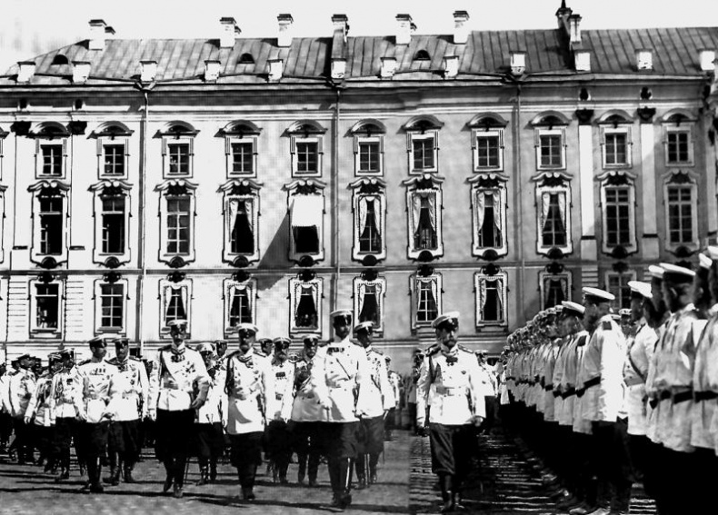 Иллюстрация к книге — Первая мировая. Проигравшие победители. Русские генералы [i_015.jpg]