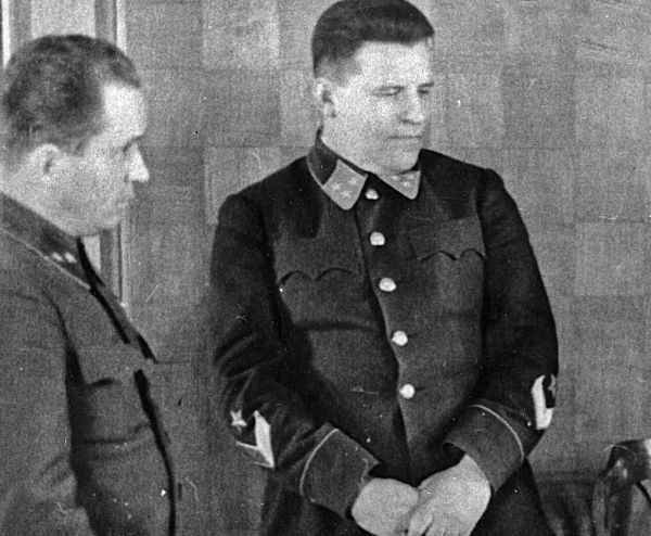 Иллюстрация к книге — Мне всегда везет! Мемуары счастливой женщины [i_038.jpg]