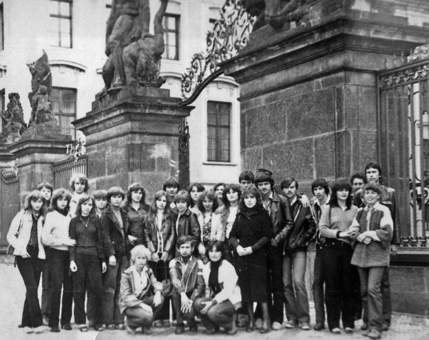 Иллюстрация к книге — Мне всегда везет! Мемуары счастливой женщины [i_056.jpg]