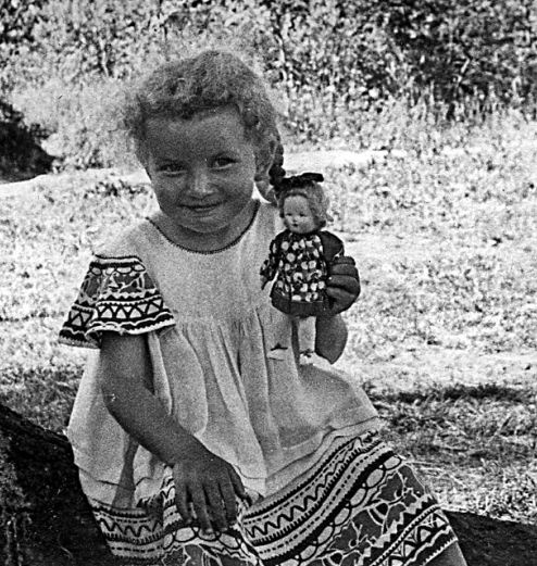 Иллюстрация к книге — Мне всегда везет! Мемуары счастливой женщины [i_057.jpg]