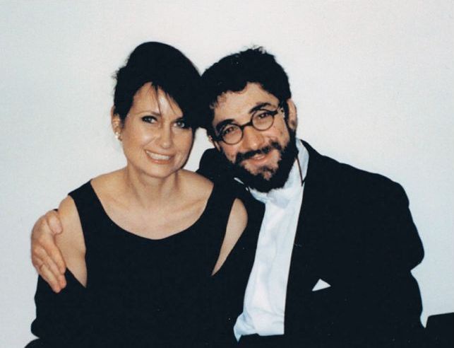 Иллюстрация к книге — Мне всегда везет! Мемуары счастливой женщины [i_104.jpg]