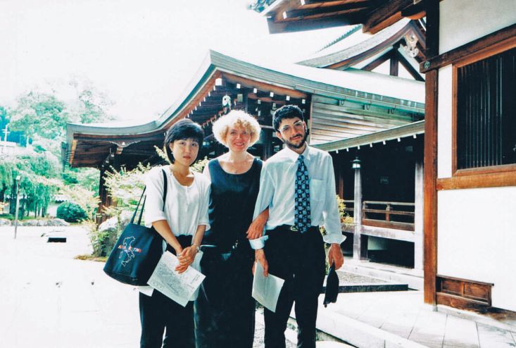 Иллюстрация к книге — Мне всегда везет! Мемуары счастливой женщины [i_109.jpg]