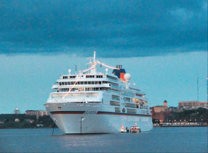 Иллюстрация к книге — Мне всегда везет! Мемуары счастливой женщины [i_159.jpg]