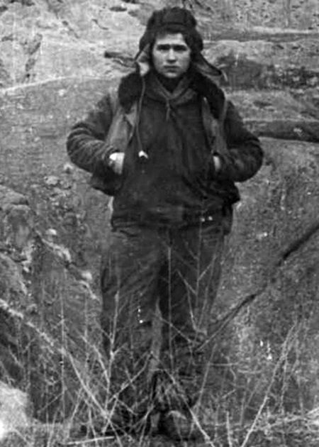 Иллюстрация к книге — Афганский дневник пехотного лейтенанта. "Окопная правда" войны [i_002.jpg]