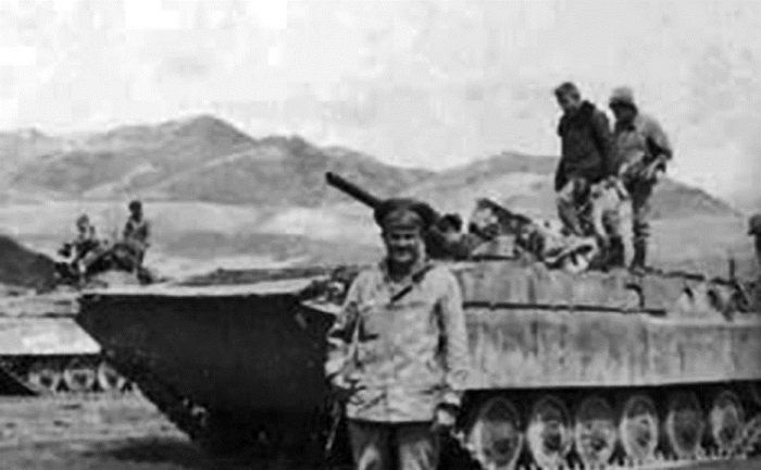 Иллюстрация к книге — Афганский дневник пехотного лейтенанта. "Окопная правда" войны [i_024.jpg]