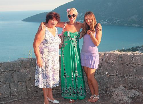 Иллюстрация к книге — Встань и живи, или Там, где другие тормозят, я жму на газ! [img6C54.jpg]