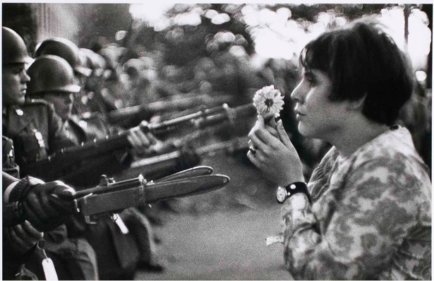 Иллюстрация к книге — Как ненасилие защищает государство [_3.jpg]