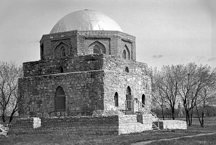 Иллюстрация к книге — История тюрков [i_073.jpg]